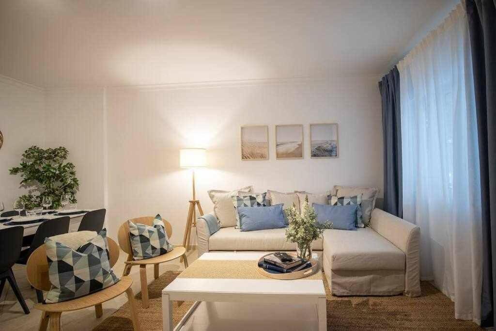 Modern 3Br Apt W/ Lg Terrace, Bbq, Ac & Parking Tavira Buitenkant foto