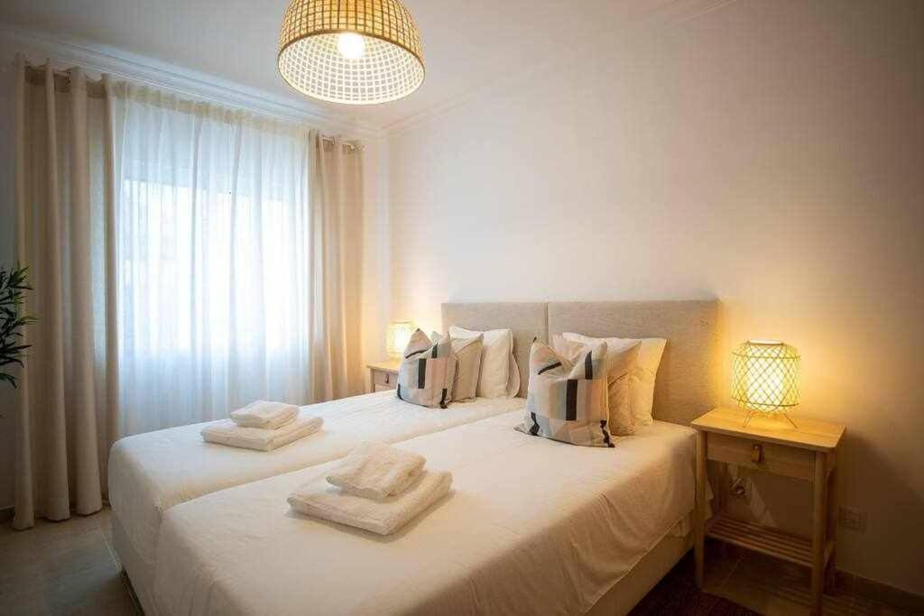 Modern 3Br Apt W/ Lg Terrace, Bbq, Ac & Parking Tavira Buitenkant foto